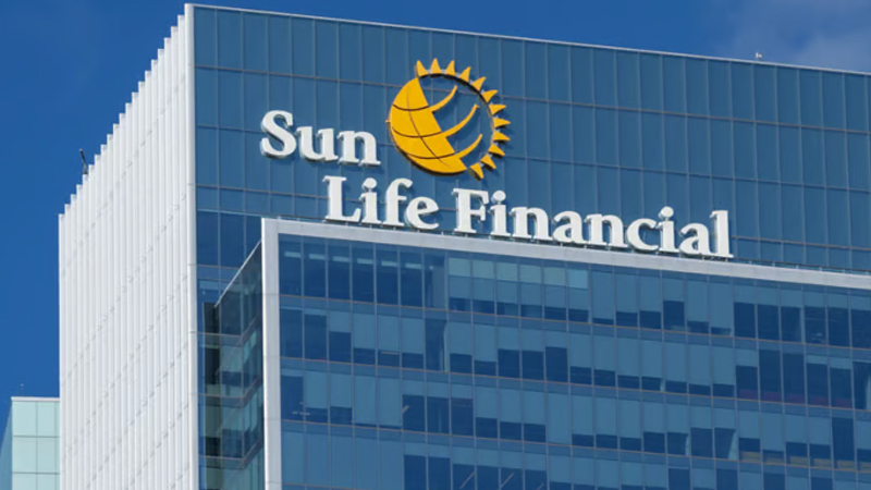 Sun Life Reports Declines as Singapore Life Payouts Top S$5 Billion